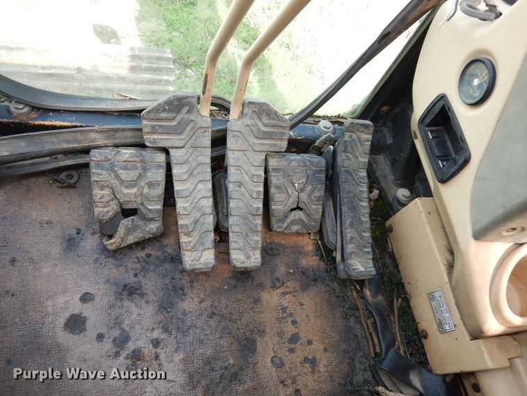 image for item DJ6118 1997 Caterpillar 325BL  excavator