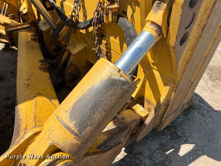 image for item DJ7650 2013 John Deere 850K  dozer