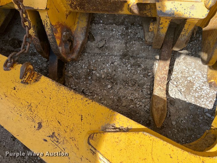 image for item DJ7650 2013 John Deere 850K  dozer