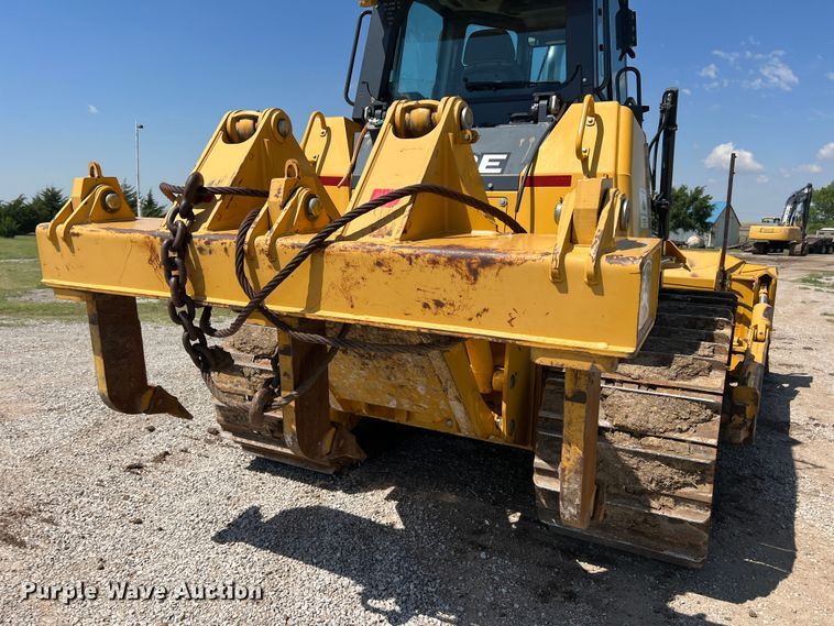 image for item DJ7650 2013 John Deere 850K  dozer