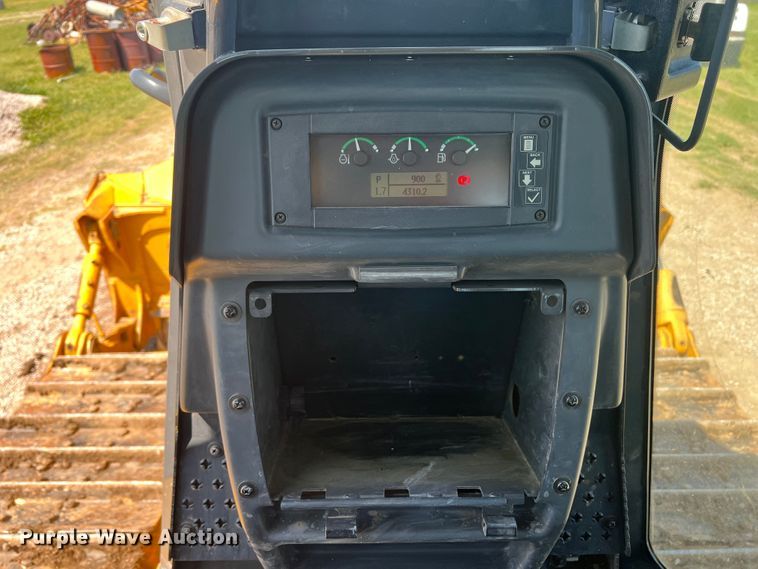 image for item DJ7650 2013 John Deere 850K  dozer