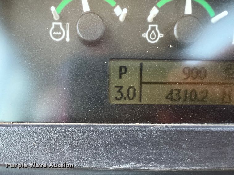 image for item DJ7650 2013 John Deere 850K  dozer