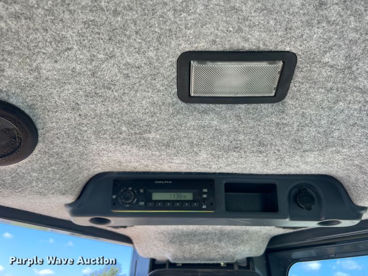 image for item DJ7650 2013 John Deere 850K  dozer