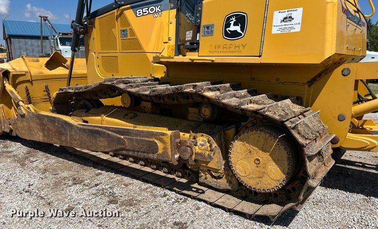 image for item DJ7650 2013 John Deere 850K  dozer
