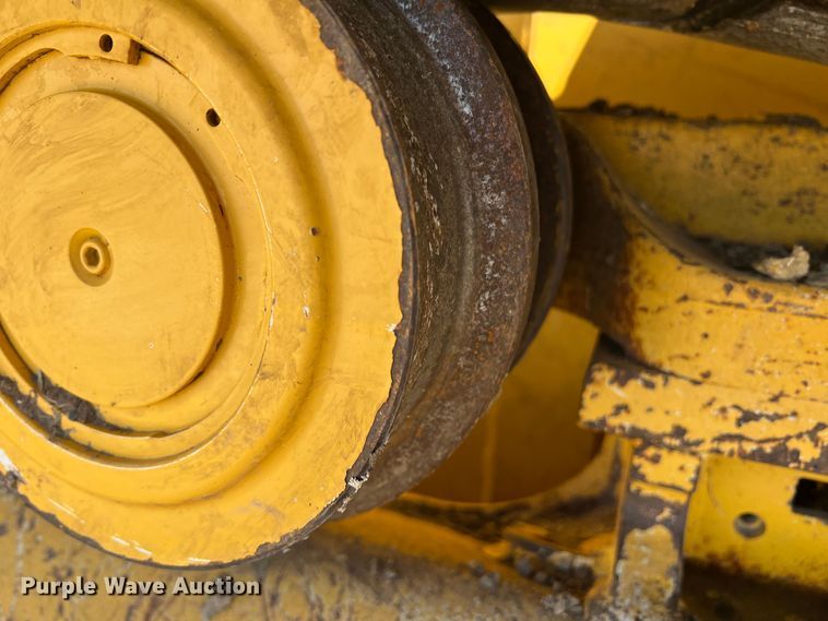 image for item DJ7650 2013 John Deere 850K  dozer