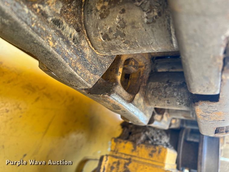 image for item DJ7650 2013 John Deere 850K  dozer