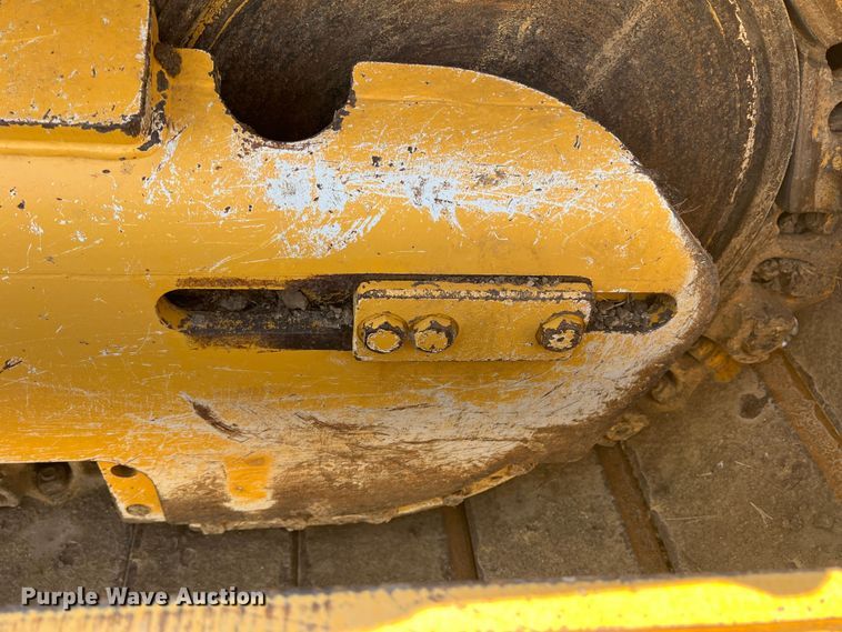 image for item DJ7650 2013 John Deere 850K  dozer