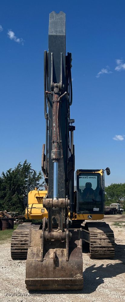 image for item DJ7651 2010 John Deere 350D LC  excavator