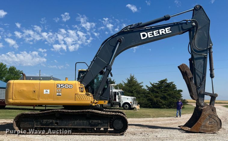 image for item DJ7651 2010 John Deere 350D LC  excavator