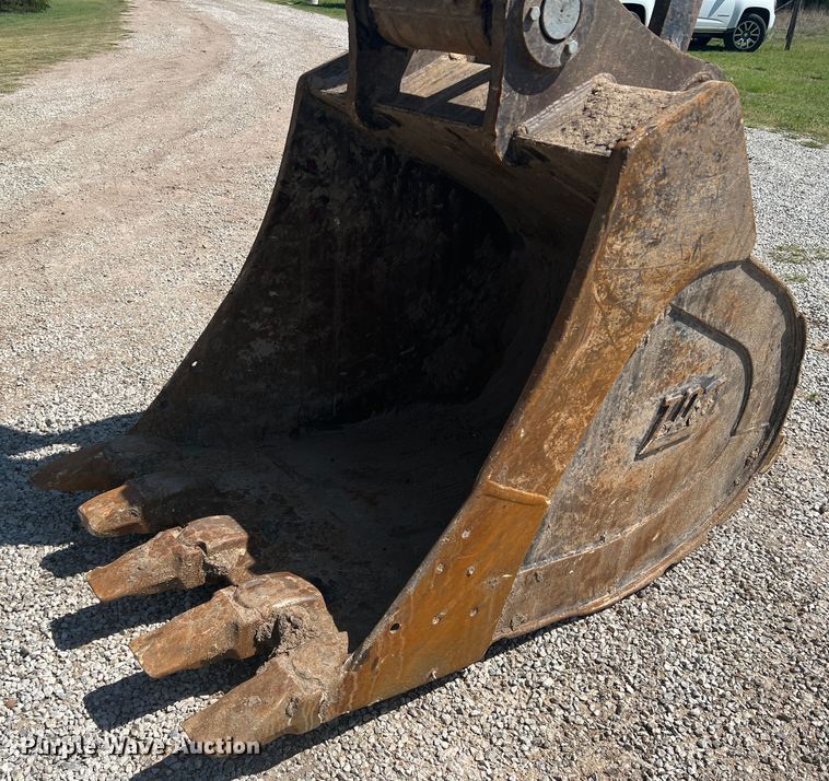 image for item DJ7651 2010 John Deere 350D LC  excavator