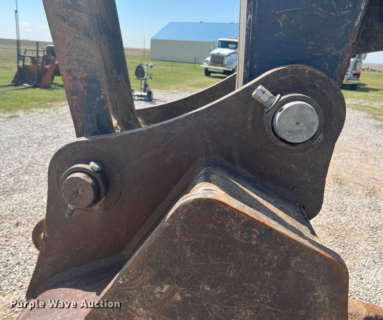 image for item DJ7651 2010 John Deere 350D LC  excavator