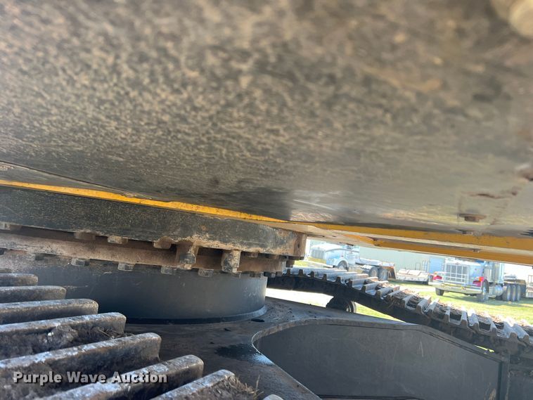 image for item DJ7651 2010 John Deere 350D LC  excavator