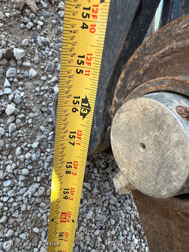 image for item DJ7651 2010 John Deere 350D LC  excavator