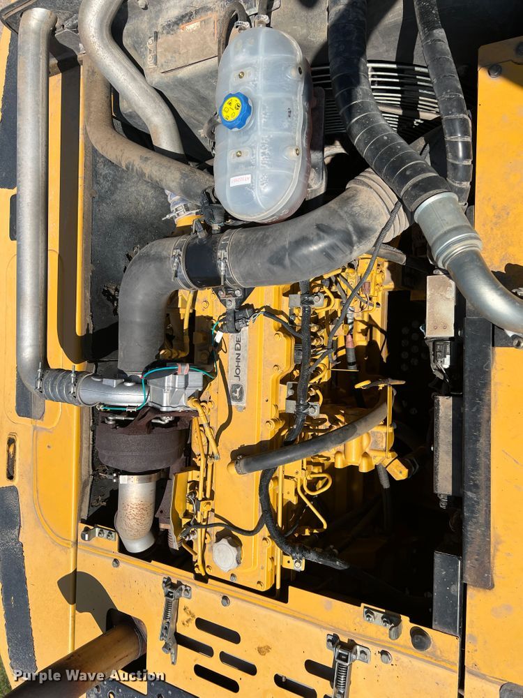 image for item DJ7651 2010 John Deere 350D LC  excavator