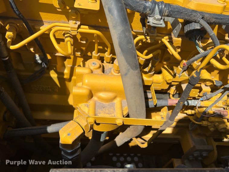 image for item DJ7651 2010 John Deere 350D LC  excavator