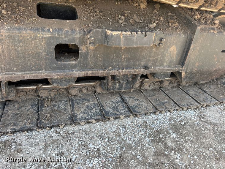 image for item DJ7651 2010 John Deere 350D LC  excavator