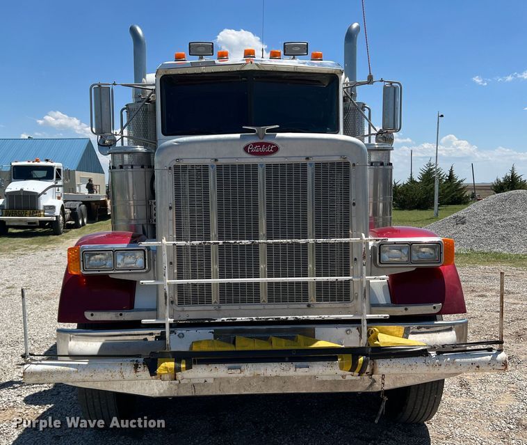 image for item DJ7652 1996 Peterbilt 379  semi truck