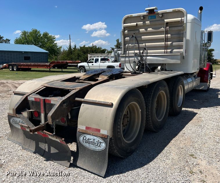 image for item DJ7652 1996 Peterbilt 379  semi truck