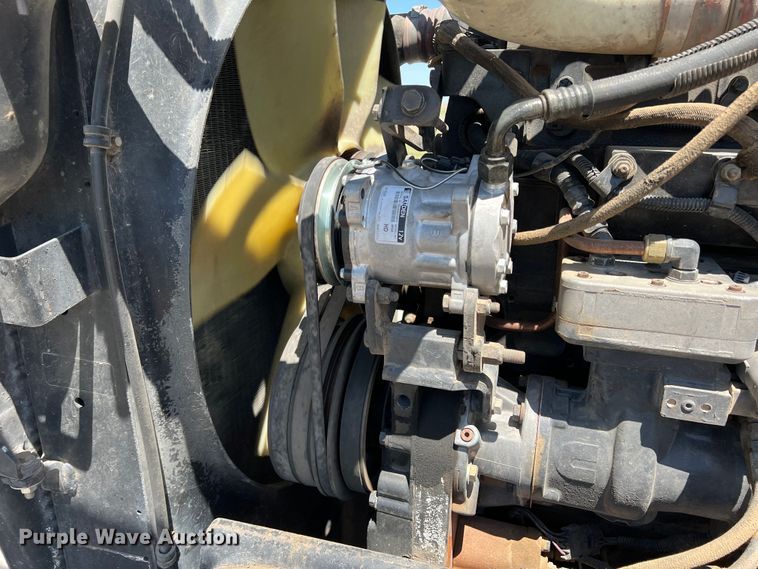 image for item DJ7652 1996 Peterbilt 379  semi truck