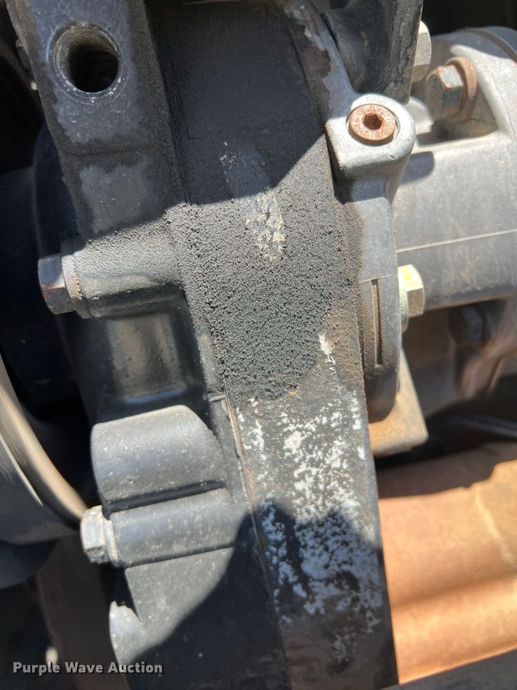 image for item DJ7652 1996 Peterbilt 379  semi truck