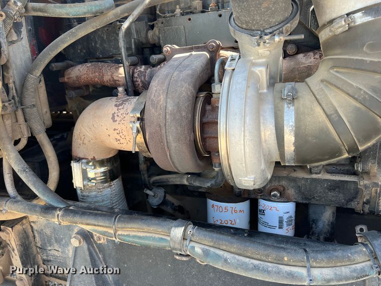 image for item DJ7652 1996 Peterbilt 379  semi truck