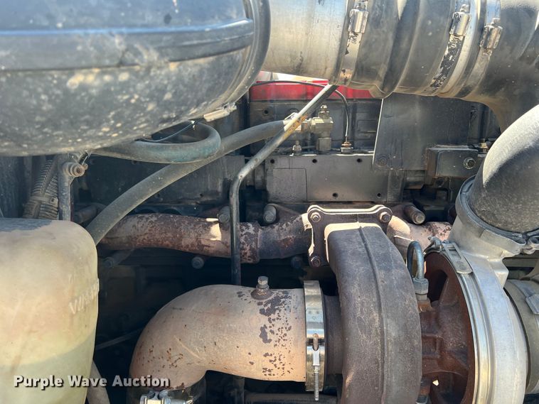 image for item DJ7652 1996 Peterbilt 379  semi truck