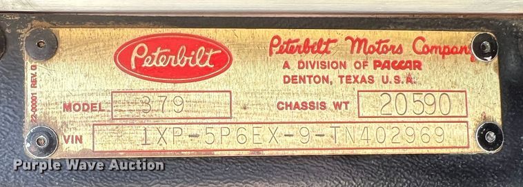 image for item DJ7652 1996 Peterbilt 379  semi truck