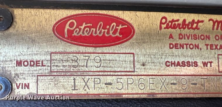 image for item DJ7652 1996 Peterbilt 379  semi truck