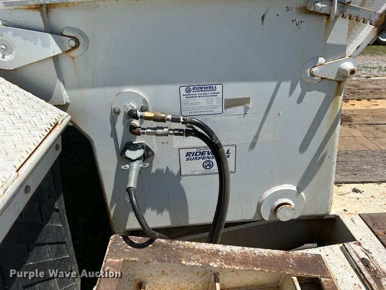 image for item DJ7655 2014 Nuttall 351 HD  lowboy equipment trailer