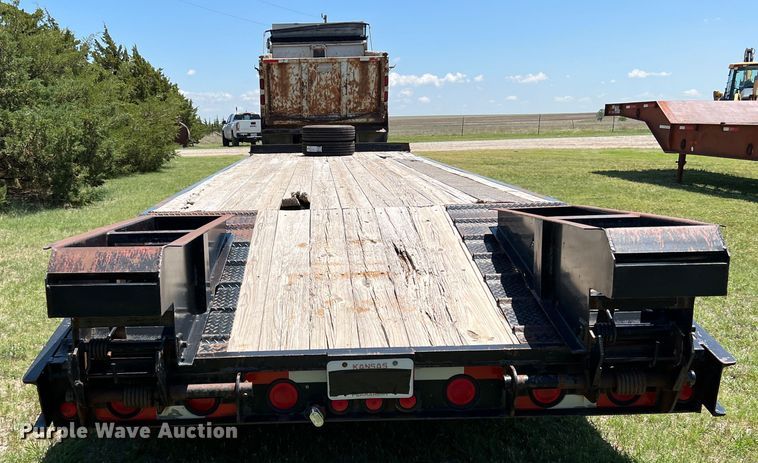 image for item DJ7656 2008 Belshe DT256  equipment trailer