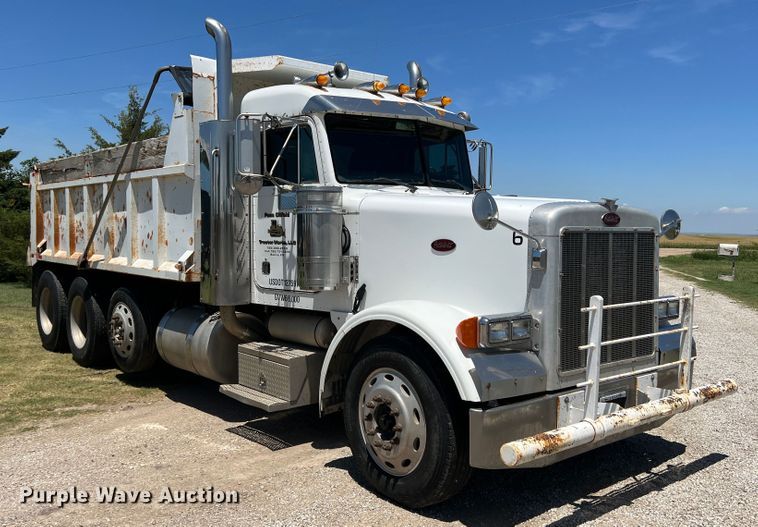 image for item DJ7657 2001 Peterbilt 378  dump truck