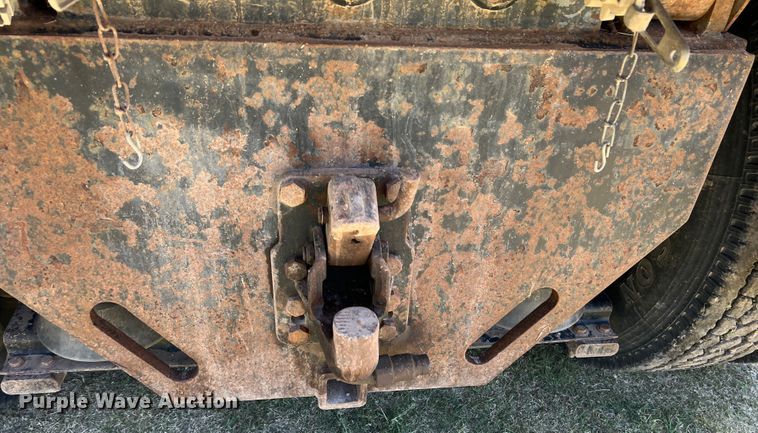 image for item DJ7657 2001 Peterbilt 378  dump truck