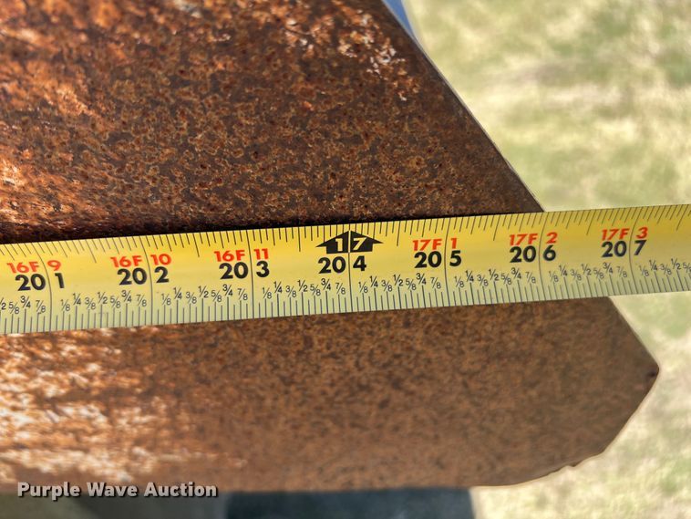 image for item DJ7657 2001 Peterbilt 378  dump truck