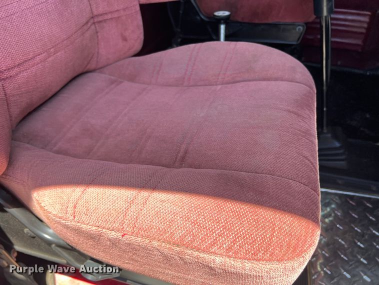 image for item DJ7657 2001 Peterbilt 378  dump truck