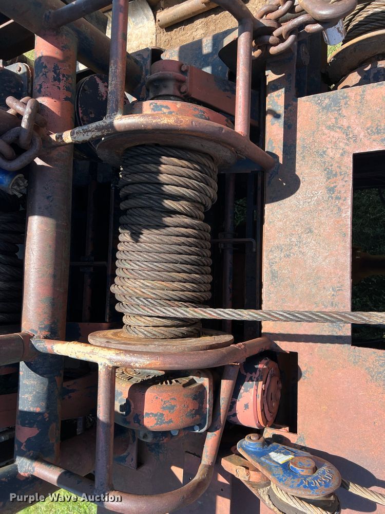 image for item DJ7658 1981 Freightliner FLC-12064-T  winch truck