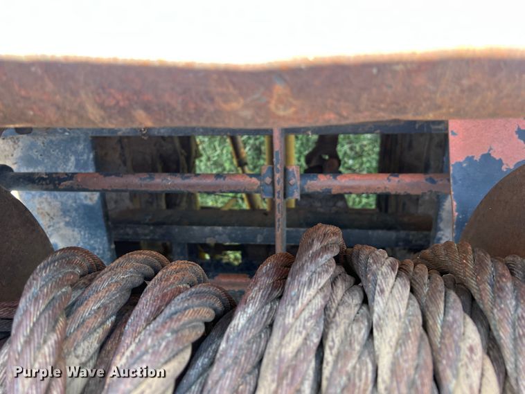 image for item DJ7658 1981 Freightliner FLC-12064-T  winch truck