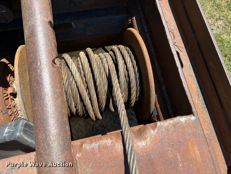 image for item DJ7658 1981 Freightliner FLC-12064-T  winch truck