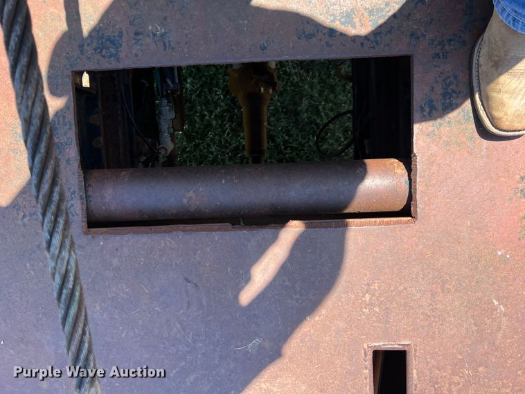 image for item DJ7658 1981 Freightliner FLC-12064-T  winch truck