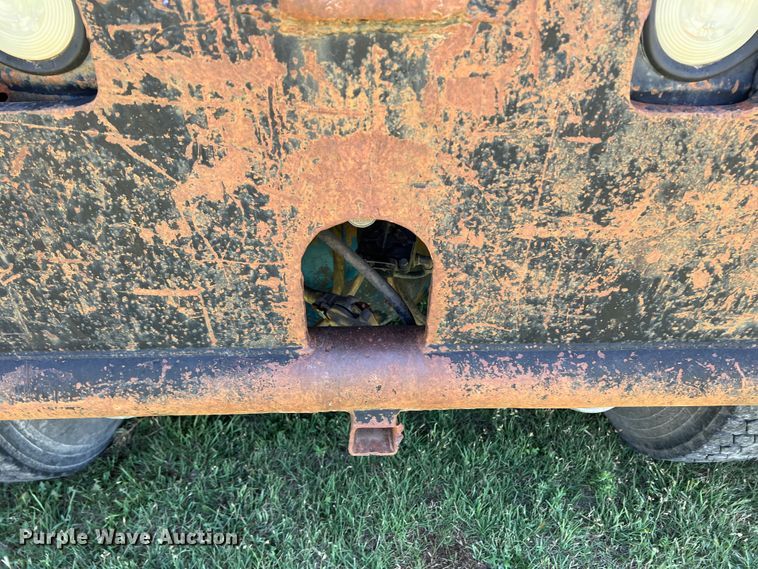 image for item DJ7658 1981 Freightliner FLC-12064-T  winch truck