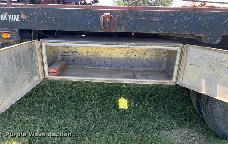 image for item DJ7658 1981 Freightliner FLC-12064-T  winch truck