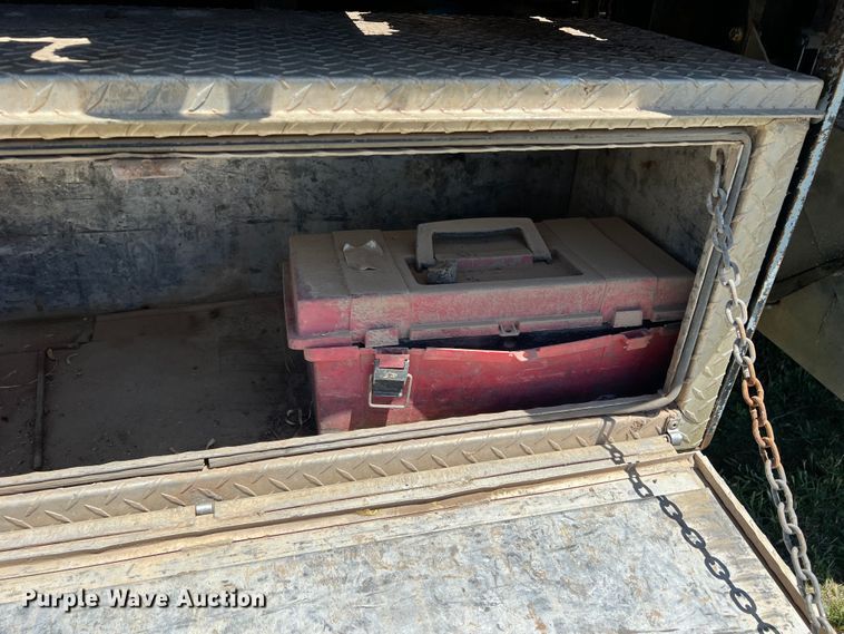 image for item DJ7658 1981 Freightliner FLC-12064-T  winch truck