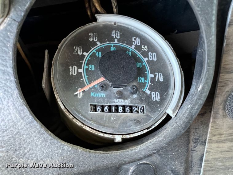 image for item DJ7658 1981 Freightliner FLC-12064-T  winch truck