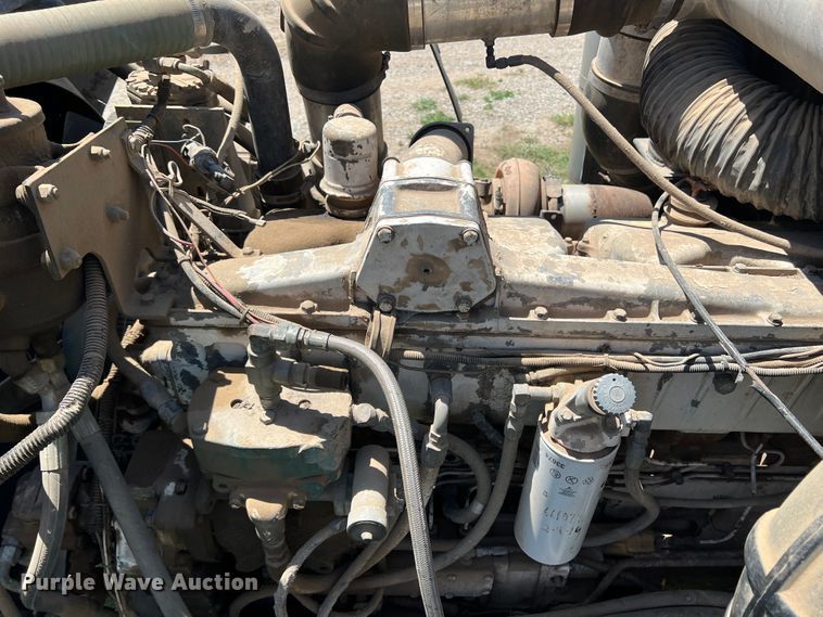 image for item DJ7658 1981 Freightliner FLC-12064-T  winch truck