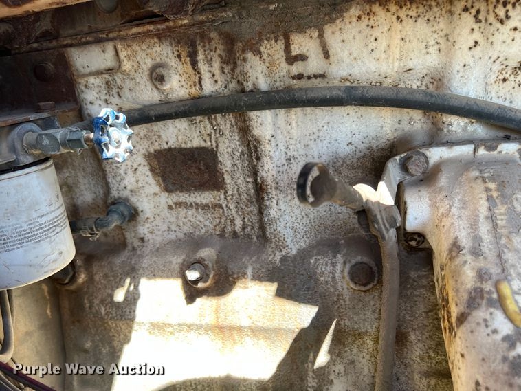 image for item DJ7658 1981 Freightliner FLC-12064-T  winch truck