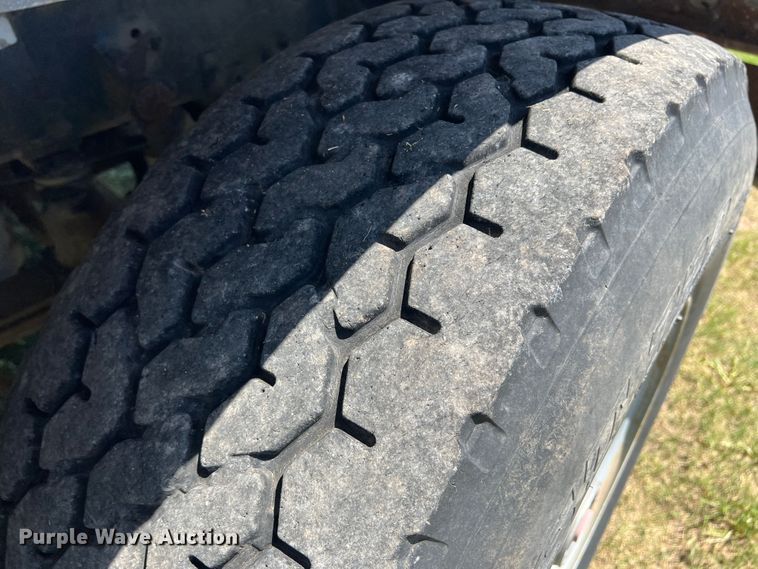 image for item DJ7658 1981 Freightliner FLC-12064-T  winch truck