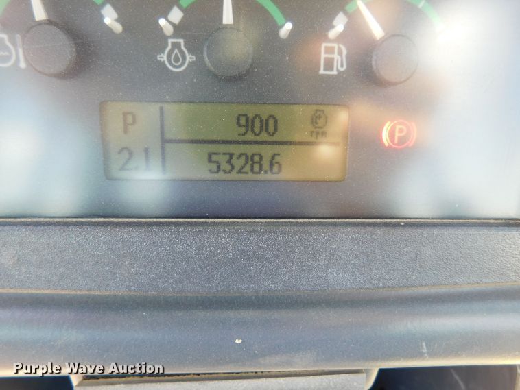 image for item DJ7661 2011 John Deere 850K WT  dozer