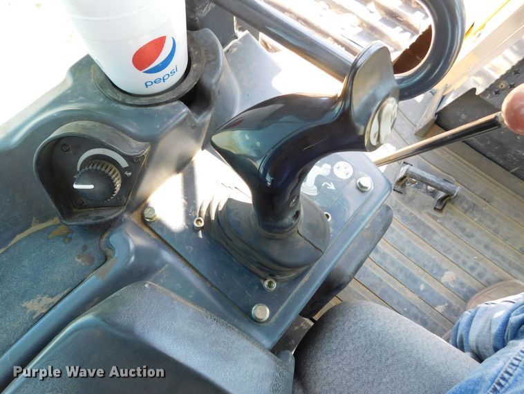 image for item DJ7661 2011 John Deere 850K WT  dozer