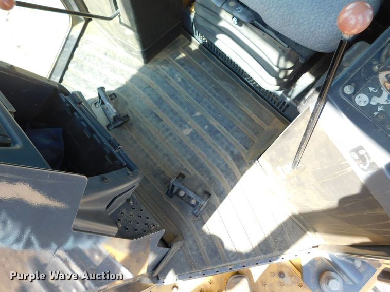 image for item DJ7661 2011 John Deere 850K WT  dozer