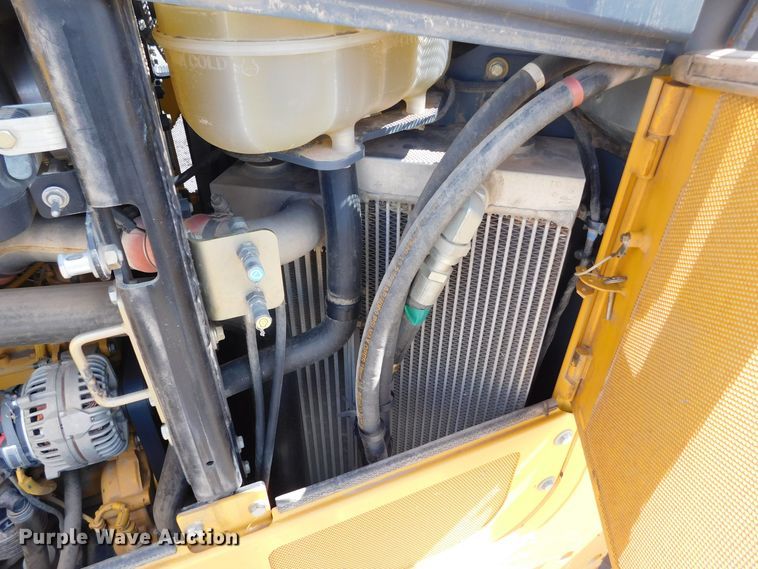 image for item DJ7661 2011 John Deere 850K WT  dozer