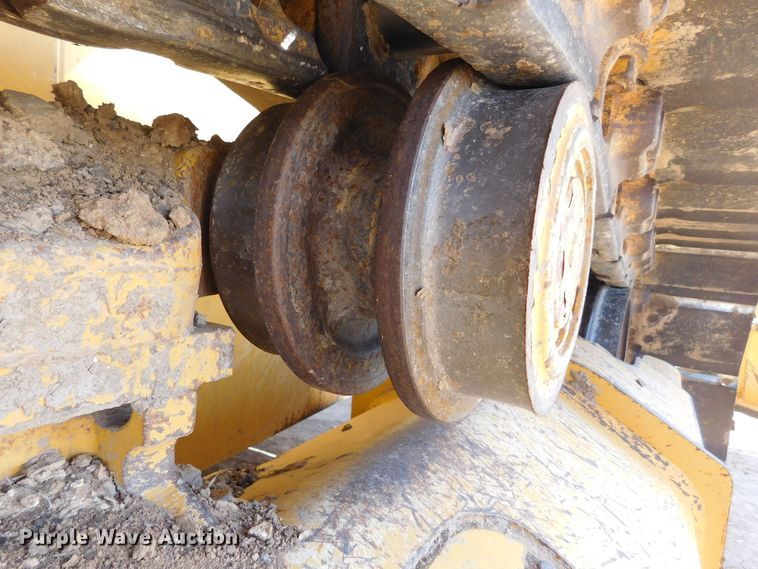 image for item DJ7661 2011 John Deere 850K WT  dozer